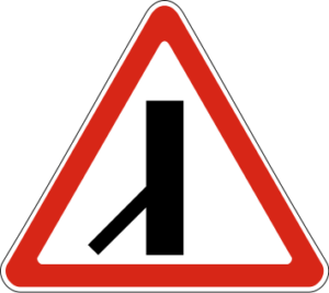 Знак 2.3.7 Примыкание второстепенной дороги